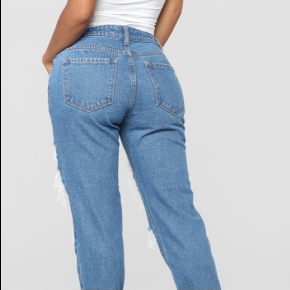 Distressed rhinestone jeans - Picture 4 of 5